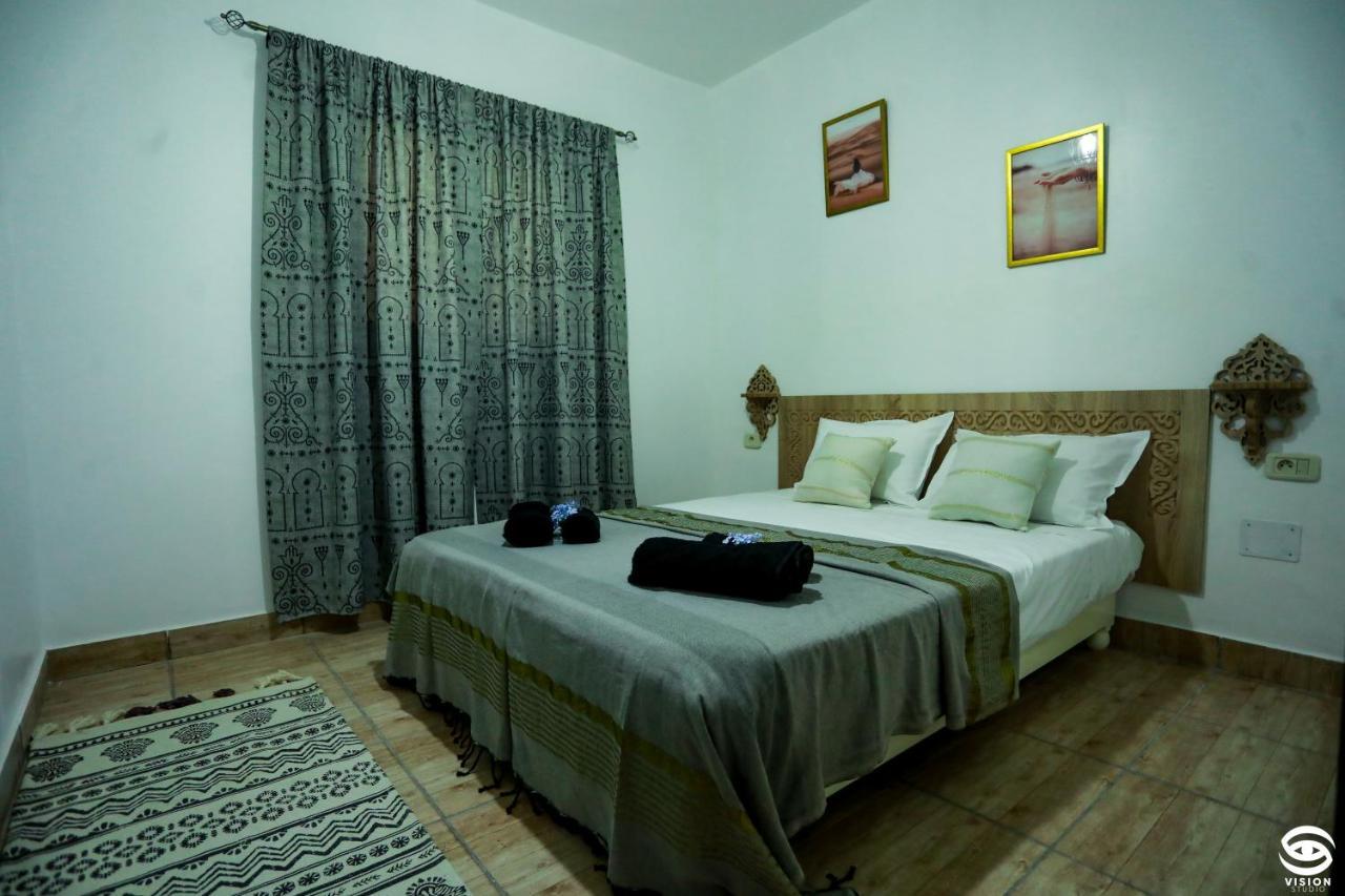 Dar Barka Hotel Kebili Bagian luar foto