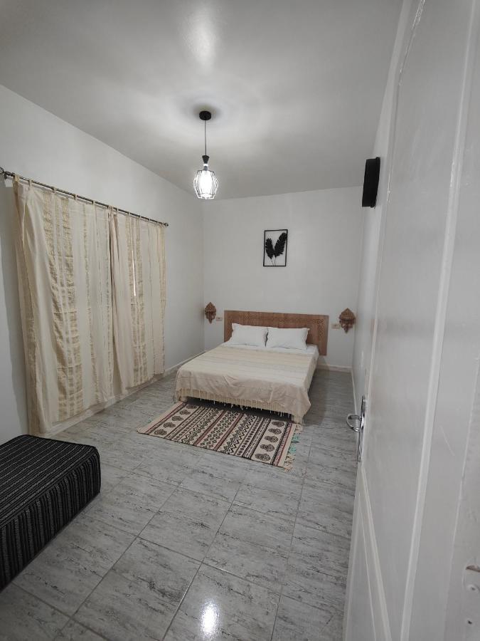Dar Barka Hotel Kebili Bagian luar foto