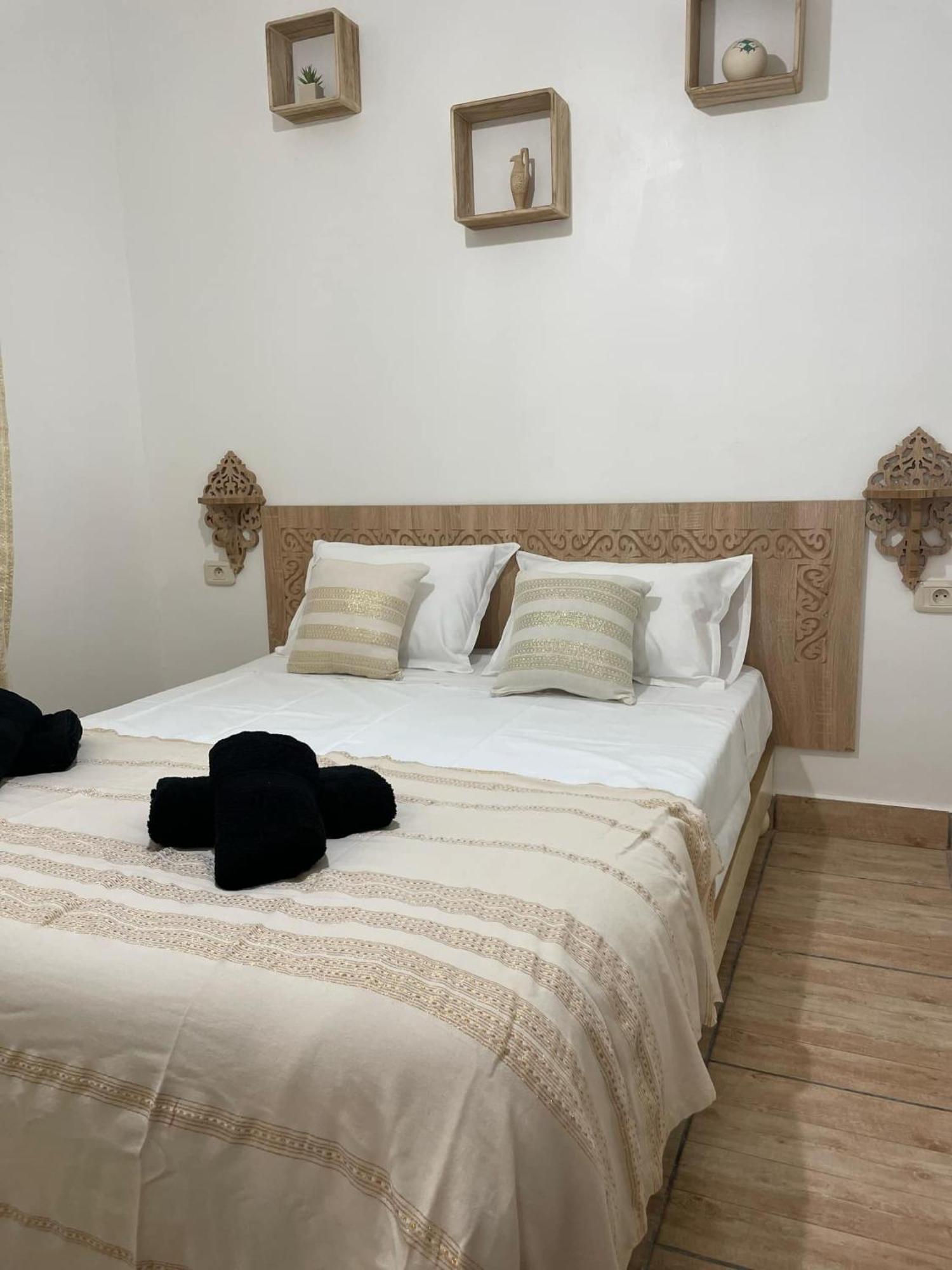 Dar Barka Hotel Kebili Bagian luar foto
